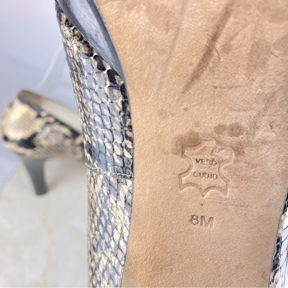 Via Spiga Snake Peep Toe Heels Womens Size 8 Black Tan Career Professional Pumps - Picture 9 of 10